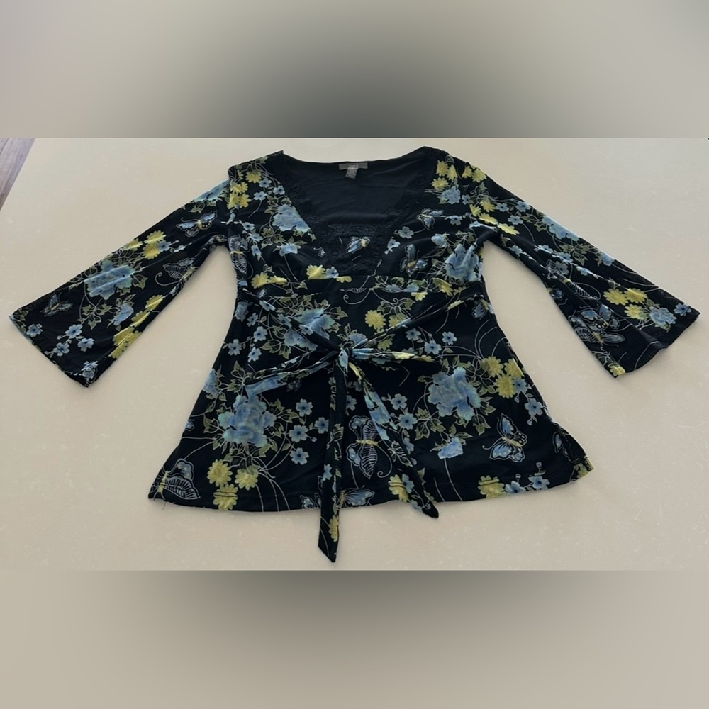Apt 9 Bell Sleeve Black Tunic With Floral Accents and Butterflies